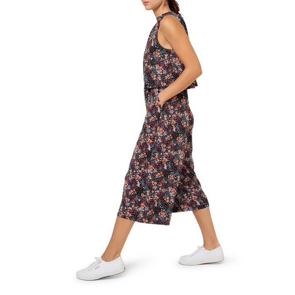 LEOTA Skyler Floral Sleeveless Popover Jumpsuit - NWT - Medium - Picture 4 of 5